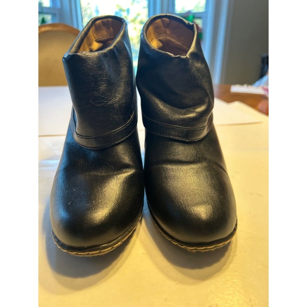 Women's Sox Tab Black Booties Target Size 9 Back Zipper